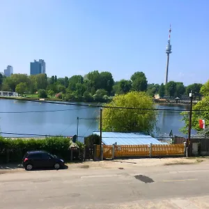 Ajo - Alte Donau View Balcony - Self-check-in Appartamento