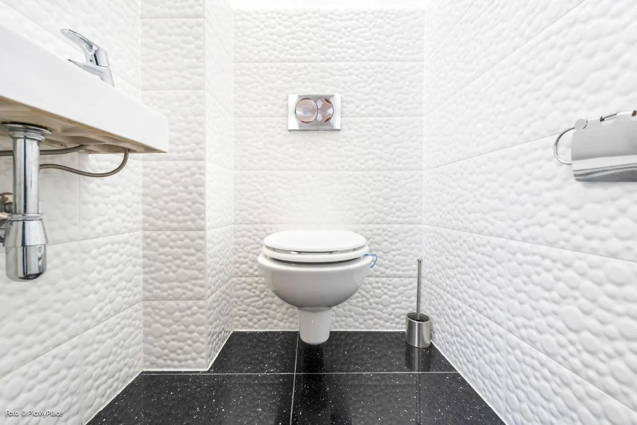 Imperial Apartments Schoenbrunn - Contactless Check-In 비엔나 0*,  오스트리아